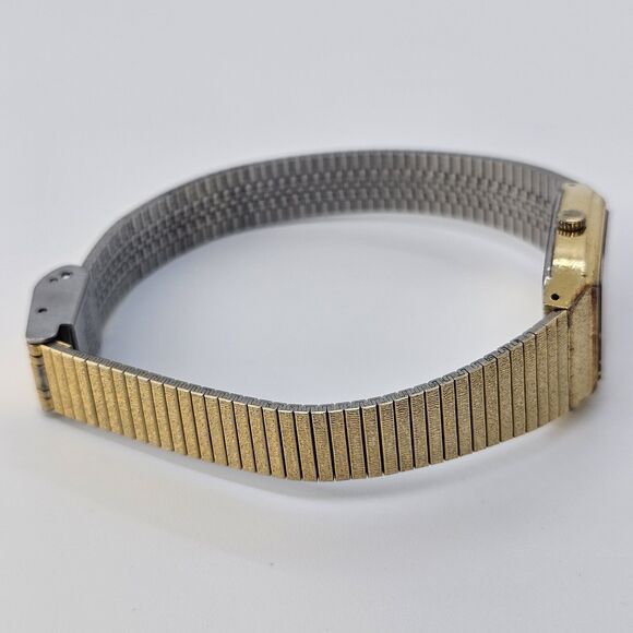 VTG Seiko Women Watch 20MM Gold Dial Bracelet Band‎ Up to 7.5\